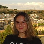 Estudiante de 4º año de Educación Infantil y Primaria Bilingüe da clases de inglés para niños de hasta 12 años